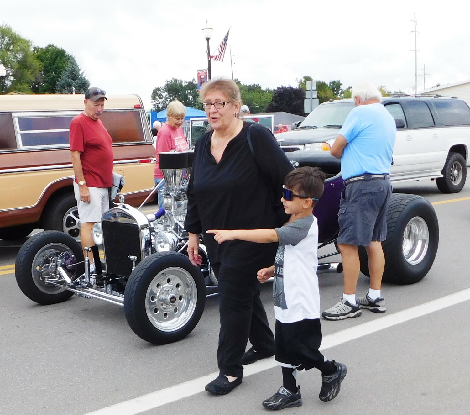 All ages enjoy the Harrison Street Fair and the Old 27 US Car Tour